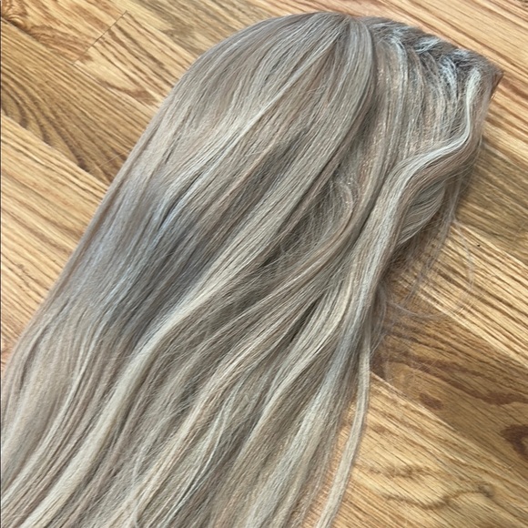 Dolls Kill long blonde oops I did it again wing with hair combs - Picture 4 of 7